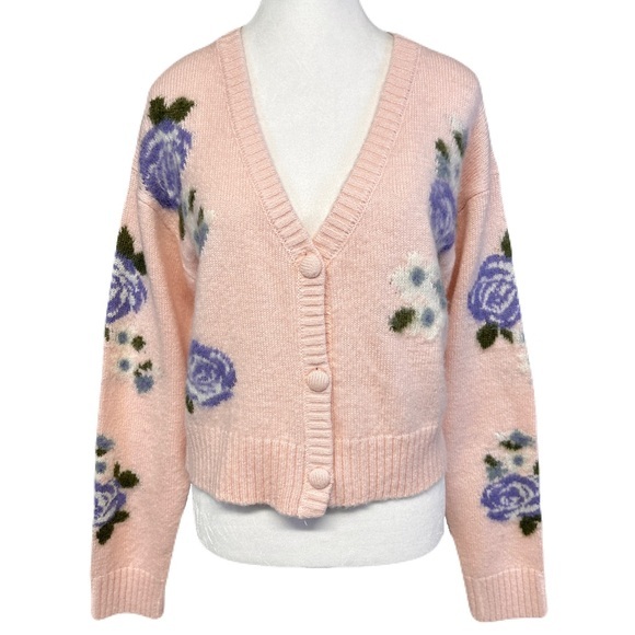 Forever 21 Sweaters - NEW! Forever 21 Pink and Blue Floral Cropped Fuzzy Cardigan Cottagecore Medium